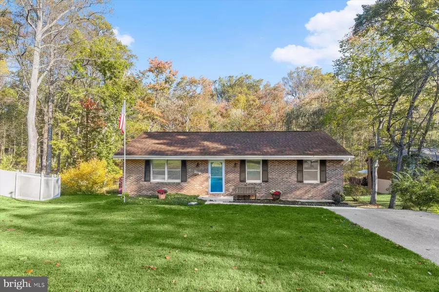 6406 LOCUST LN, Sykesville, MD 21784