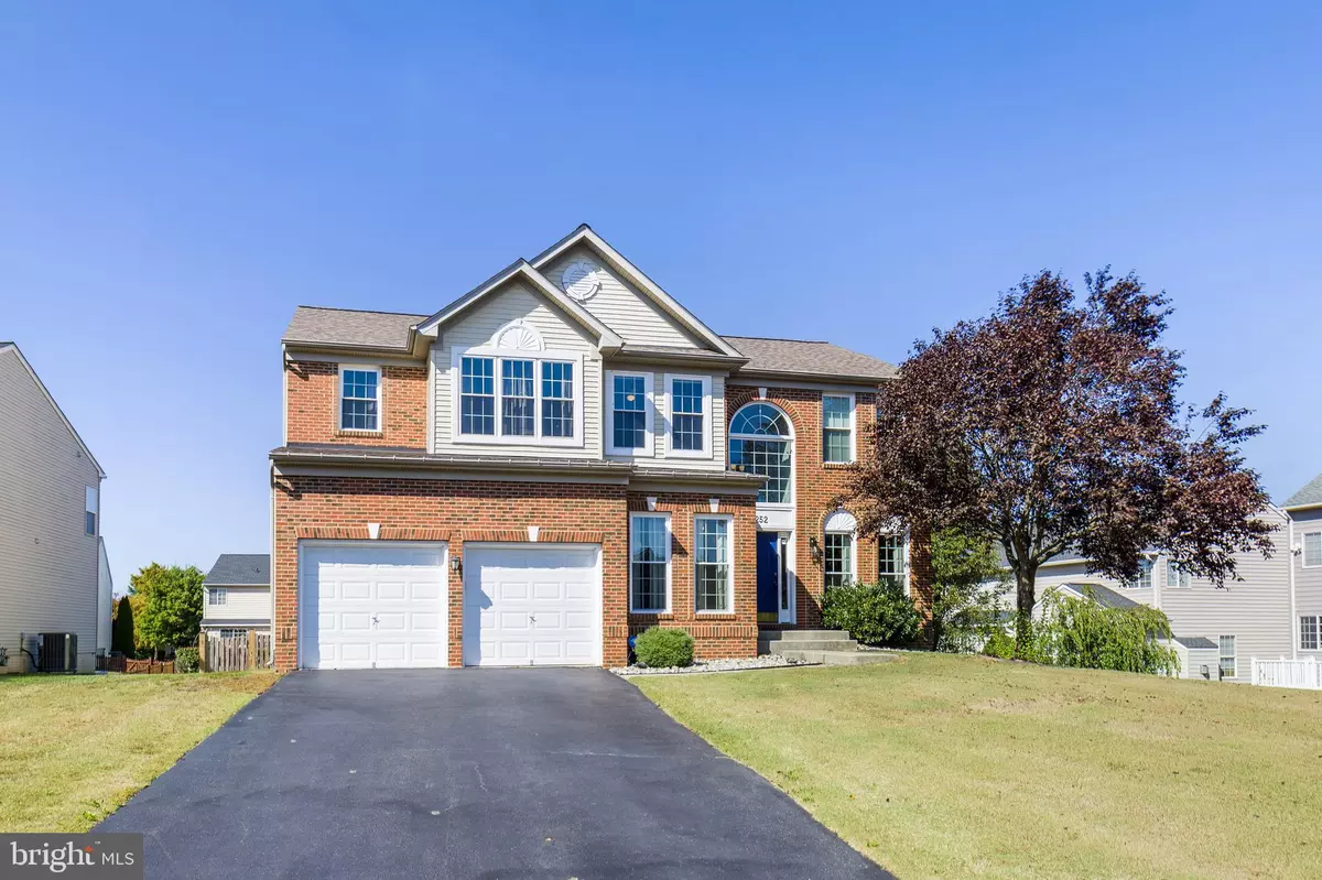 Leesburg, VA 20175,252 ELIA CT SE