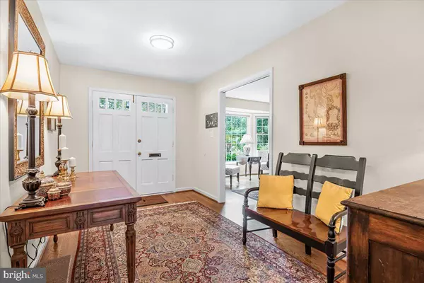 Gaithersburg, MD 20886,9809 CANAL RD