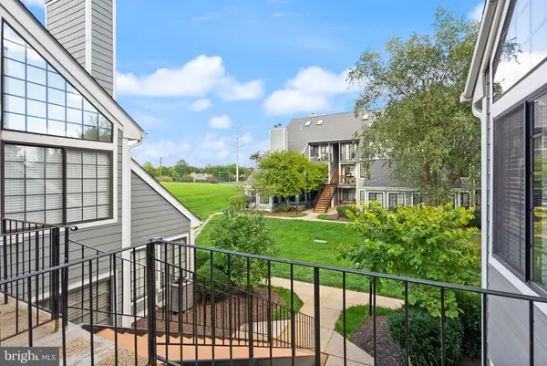 Alexandria, VA 22315,7001 BIRKENHEAD PL #C