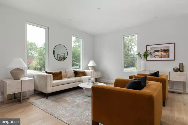 Falls Church, VA 22043,7435 NIGH RD