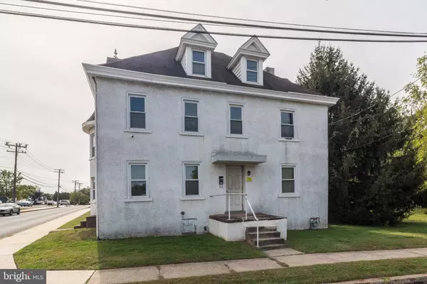 Lansdale, PA 19446,900 W EIGHTH