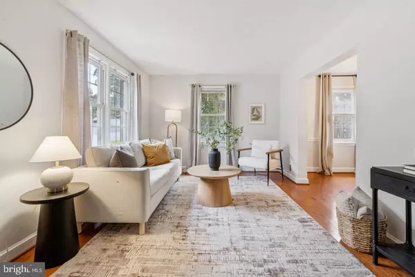 Arlington, VA 22204,1119 S EDISON ST