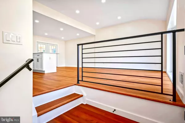 Hamilton, NJ 08620,61 ARGONNE AVE