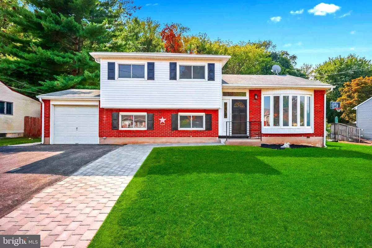 Hamilton, NJ 08620,61 ARGONNE AVE