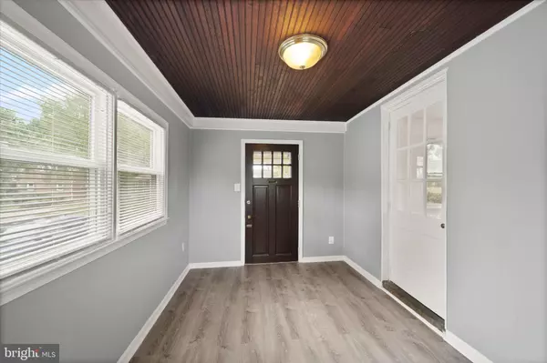 Arlington, VA 22203,143 N ABINGDON ST