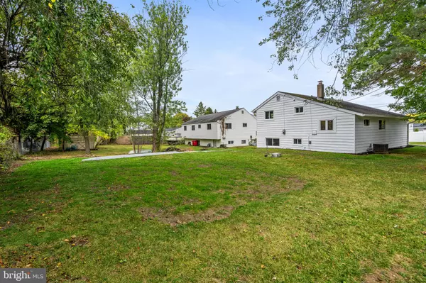 Warminster, PA 18974,1274 BEVERLY RD