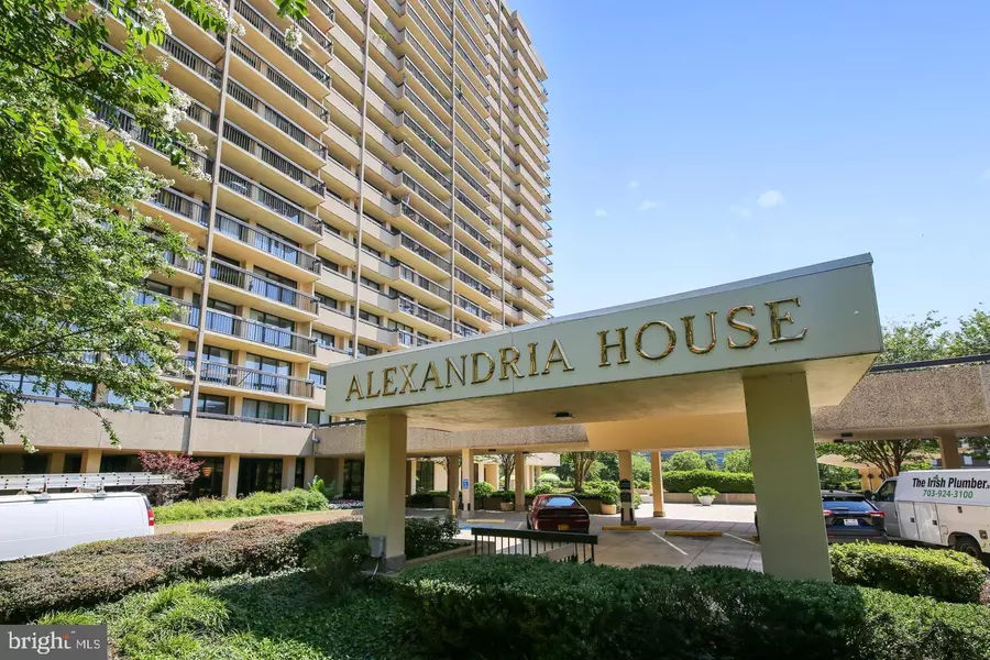 400 MADISON ST #1707, Alexandria, VA 22314