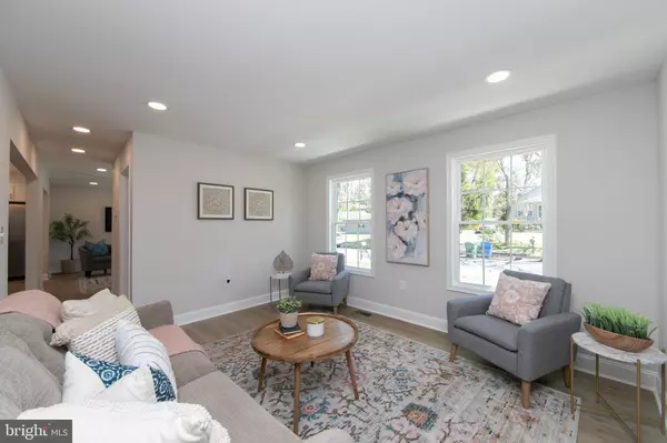 Cherry Hill, NJ 08034,1324 CHARLESTON RD