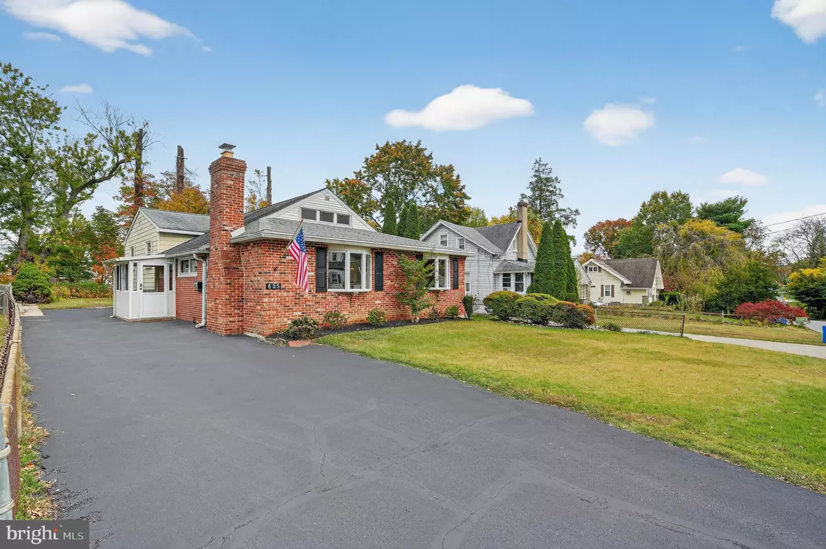 Havertown, PA 19083,635 GRAND AVE