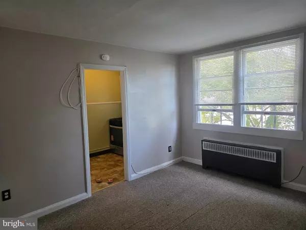 Drexel Hill, PA 19026,854 WINDERMERE AVE