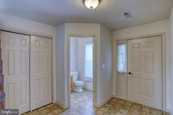 Dover, DE 19904,206 GRINDING WHEEL DR