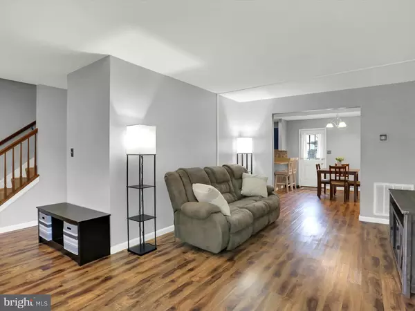 Mechanicsburg, PA 17055,132 MELBOURNE LANE