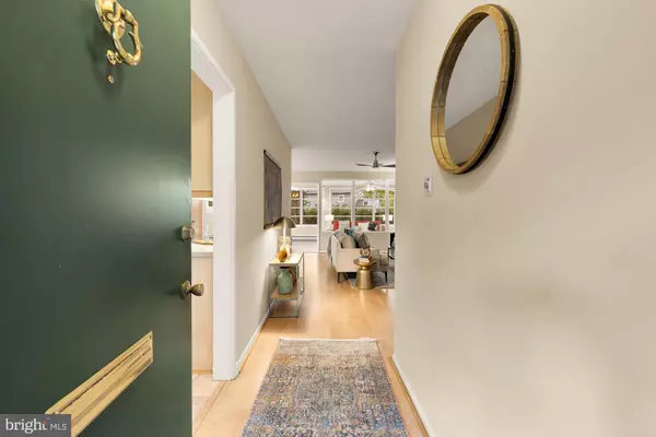 Bethesda, MD 20814,4806 EDGEFIELD RD