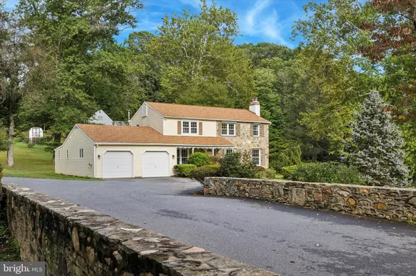 Wallingford, PA 19086,810 HARVEY RD