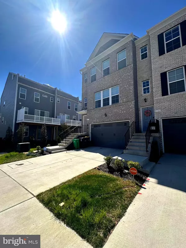 Upper Marlboro, MD 20774,8911 BECKETT ST