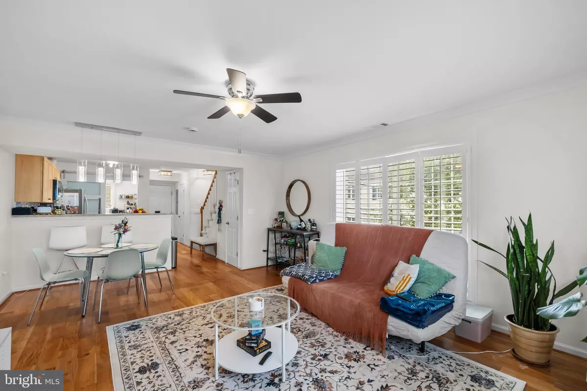 Alexandria, VA 22304,1637 N VAN DORN ST