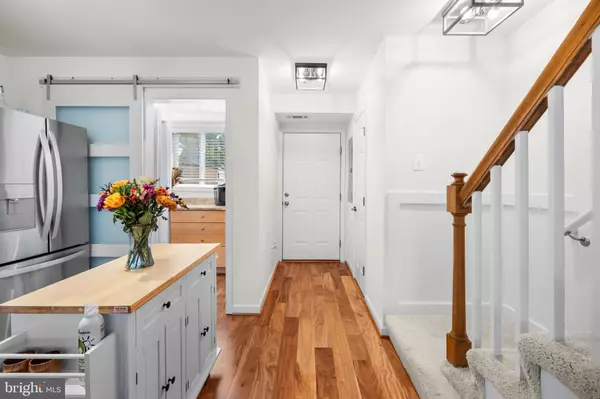 Alexandria, VA 22304,1637 N VAN DORN ST