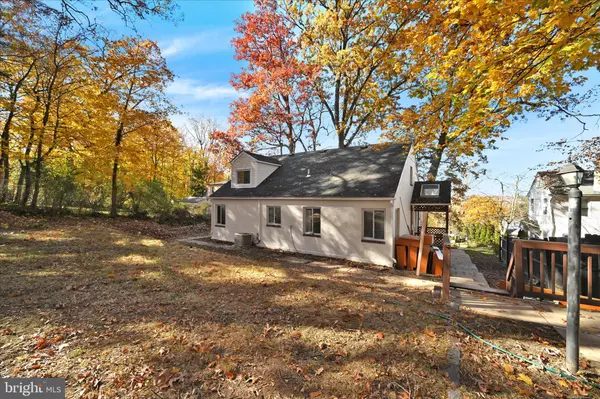 1135 GROVANIA AVE, Abington, PA 19001