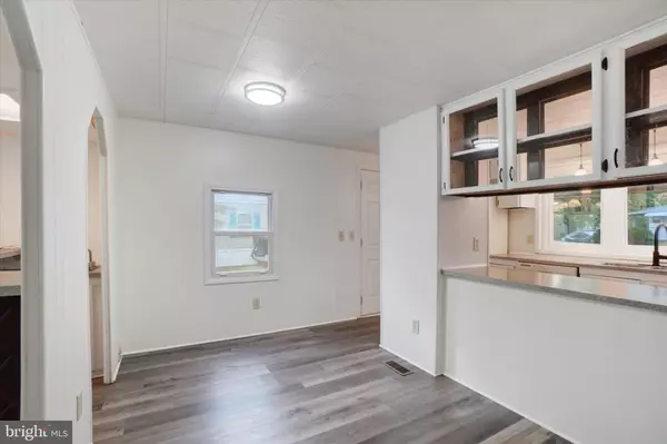 Mount Wolf, PA 17347,209 HOLLY DR