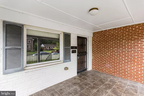 Falls Church, VA 22042,7412 MARC DR