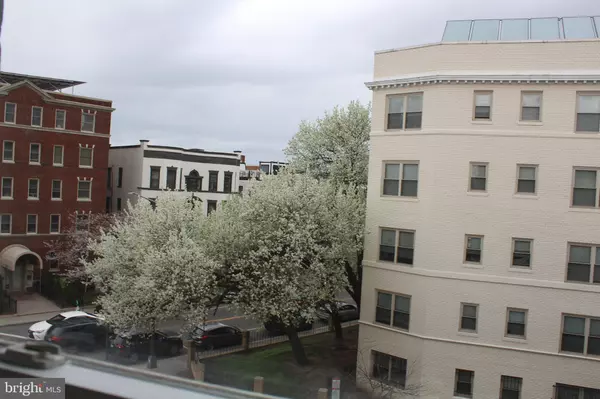 Washington, DC 20010,1204 MONROE ST NW #3