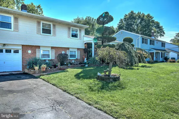 Morrisville, PA 19067,211 VALLEY RD