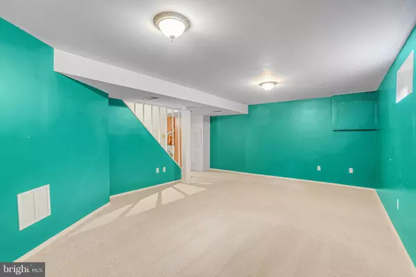 Arlington, VA 22204,2701 1ST RD S