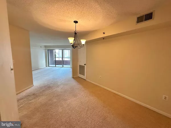 Alexandria, VA 22314,2181 JAMIESON AVE #604
