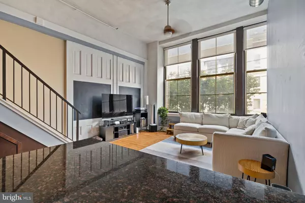 Philadelphia, PA 19147,1201-15 FITZWATER ST #211