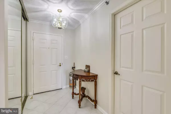 Leesburg, VA 20176,19385 CYPRESS RIDGE TER #920