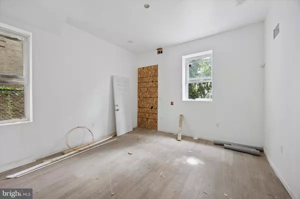 Philadelphia, PA 19121,3208 W DIAMOND ST