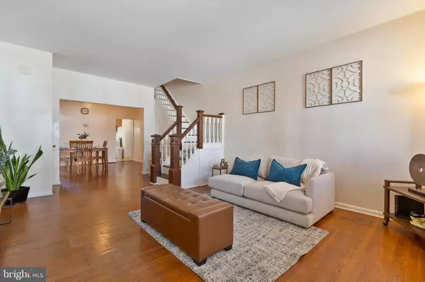 Camden, NJ 08102,934 N 4TH ST