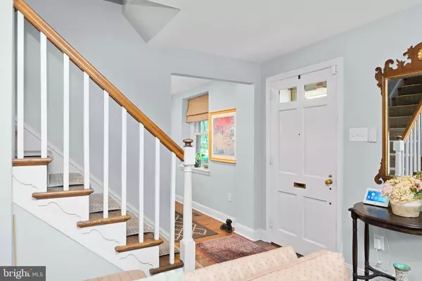 Erdenheim, PA 19038,223 LARRIMORE LN