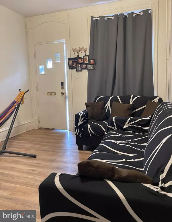 Reading, PA 19604,1104 DOUGLASS ST