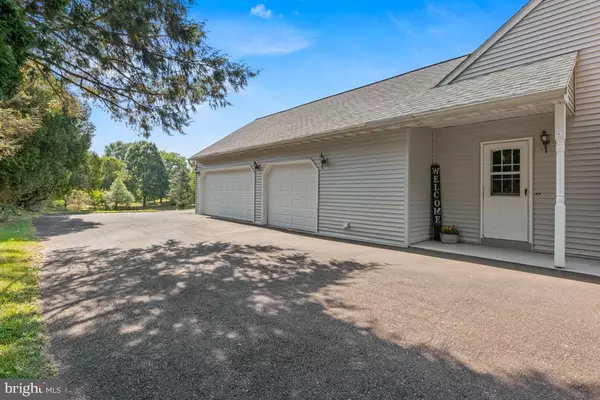 Royersford, PA 19468,610 KING RD