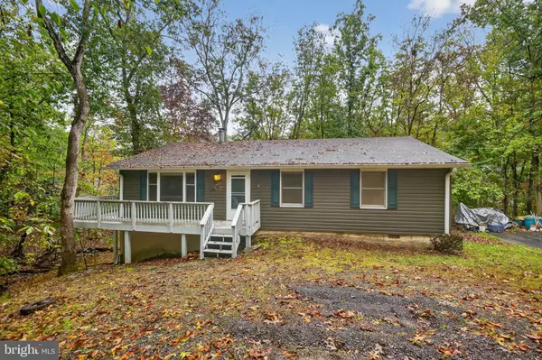 Cross Junction, VA 22625,1251 LAKEVIEW DR