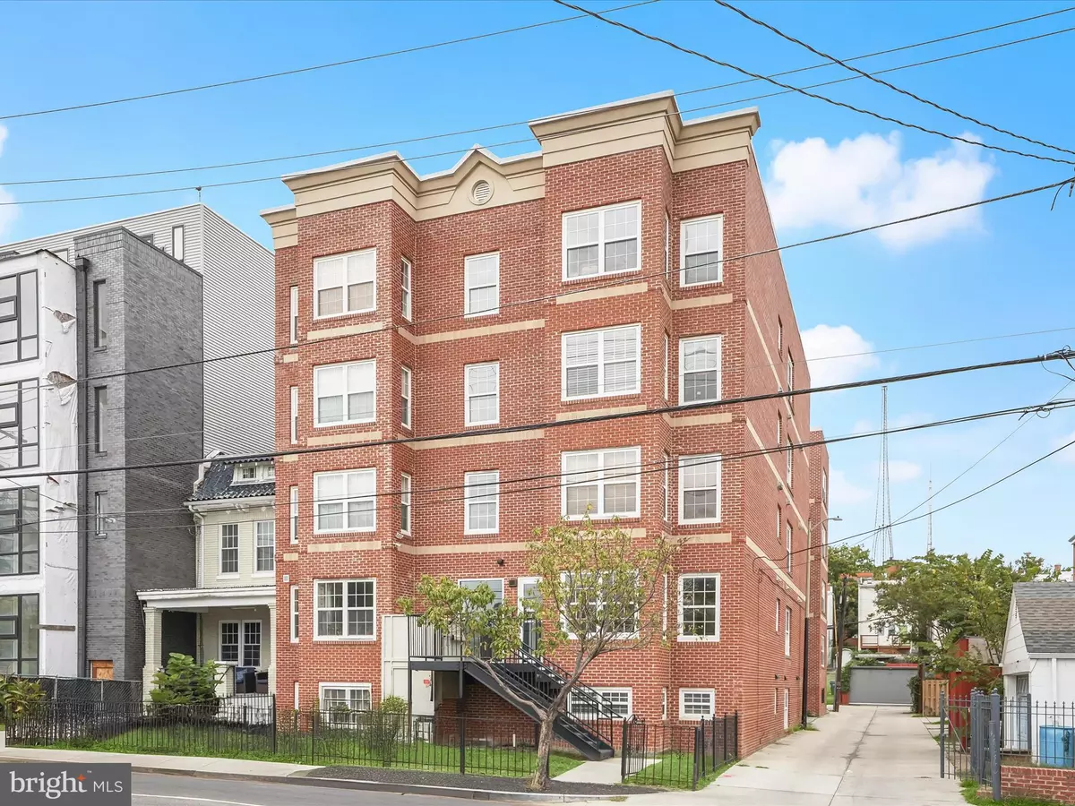 Washington, DC 20011,911 KENNEDY ST NW #1