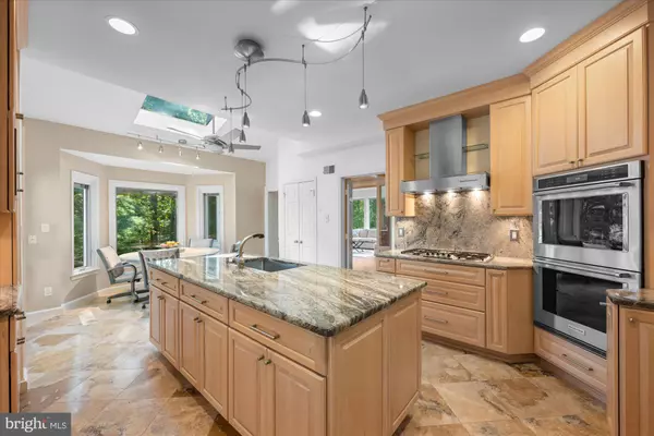 Potomac, MD 20854,6 LE HAVRE CT
