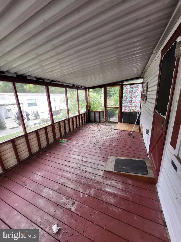 Barnegat, NJ 08005,108 REDWOOD DRIVE