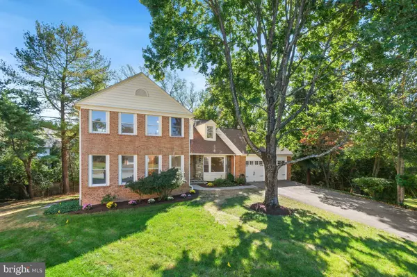 North Bethesda, MD 20852,5704 MOSSROCK DR