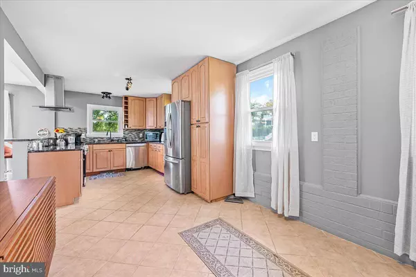 Essex, MD 21221,2327 TURKEY POINT RD