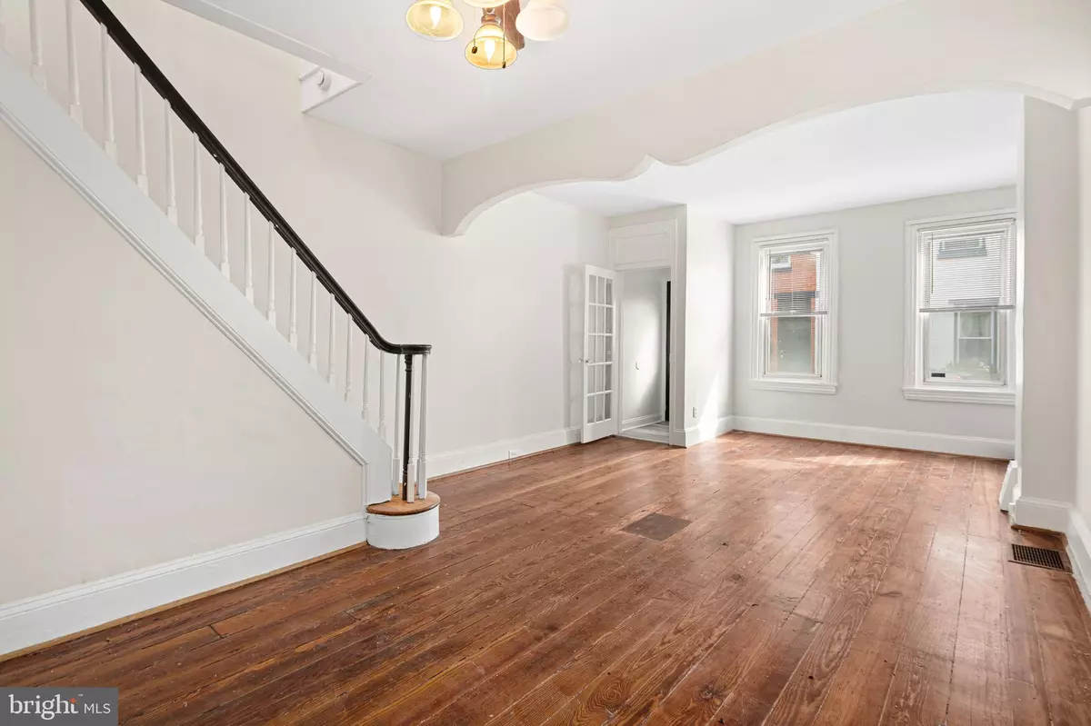 Philadelphia, PA 19130,802 N BUCKNELL ST