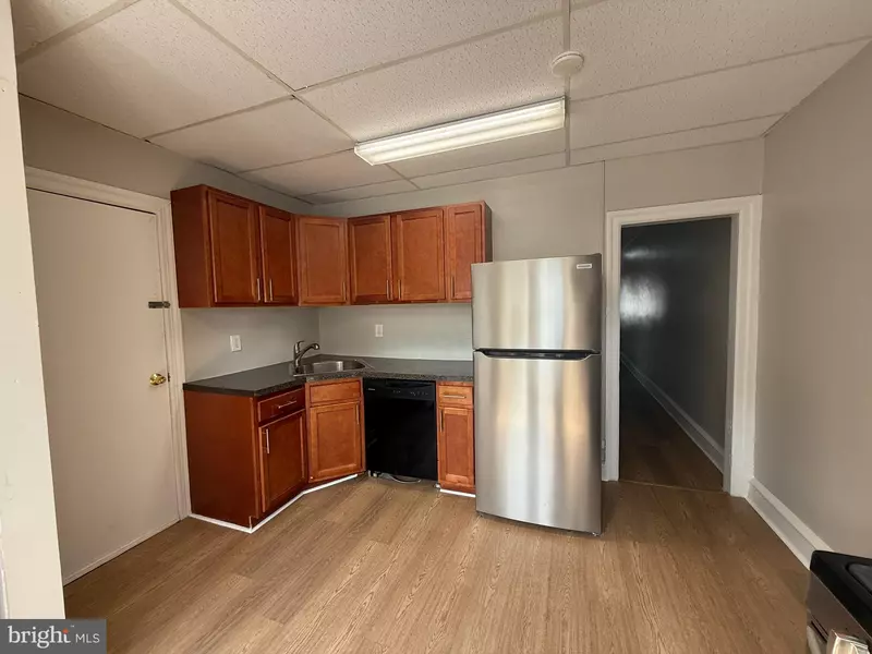 12 E GLENSIDE AVE #2ND FLOOR, Glenside, PA 19038