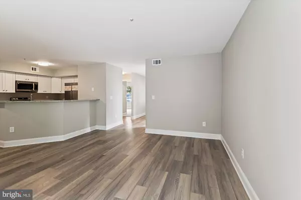 Annapolis, MD 21403,20-A AMBERSTONE CT #20A