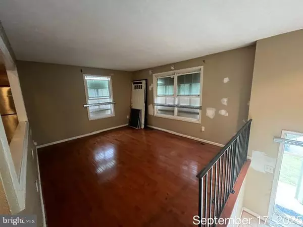 Fairmount Heights, MD 20743,5704 L