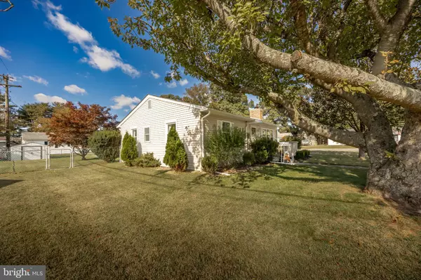 Seaford, DE 19973,814 W IVY DR