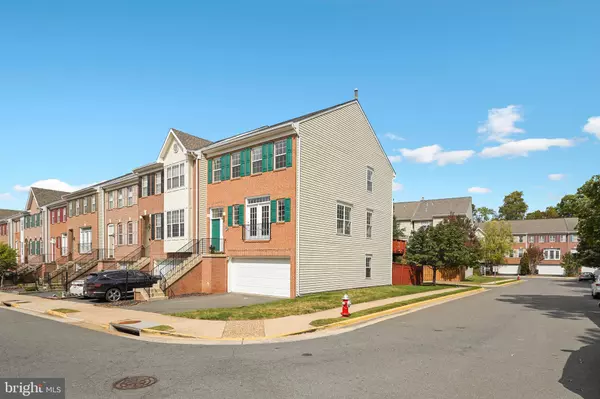 Herndon, VA 20170,1732 STUART POINTE LN