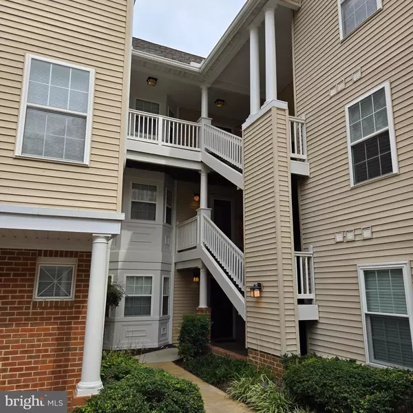 Columbia, MD 21044,5814 WYNDHAM CIR #301