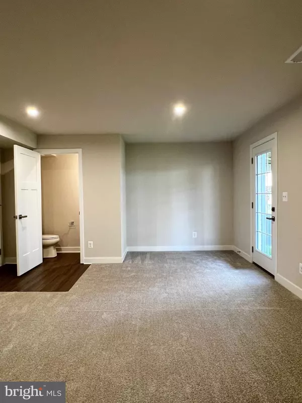 Newark, DE 19702,1704 BELLE FOURCHE DR